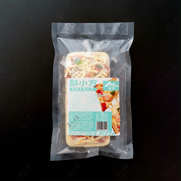 酥小方海鲜至尊比萨